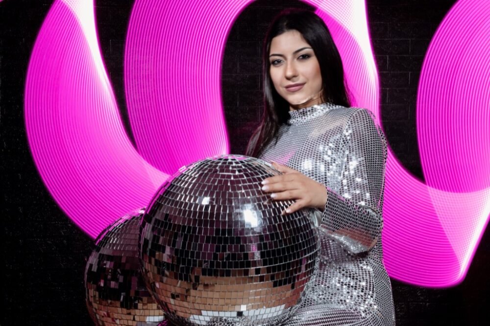 Disco Girls - Image 5